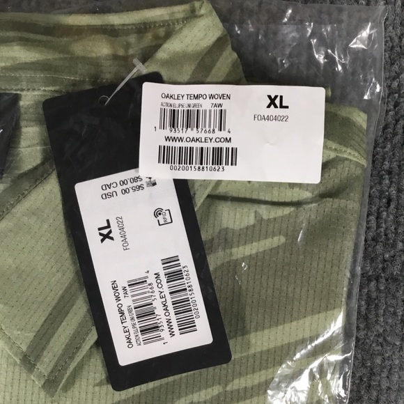 Oakley Tempo woven button down short sleeve shirt men’s size XL NWT - Picture 2 of 5